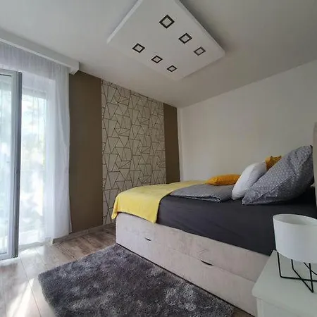 Appartamento Sunshine Beige Apartman *